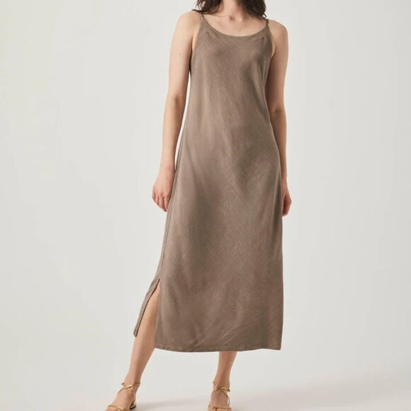 Splendid Breeze Dress - Picture 1 of 5